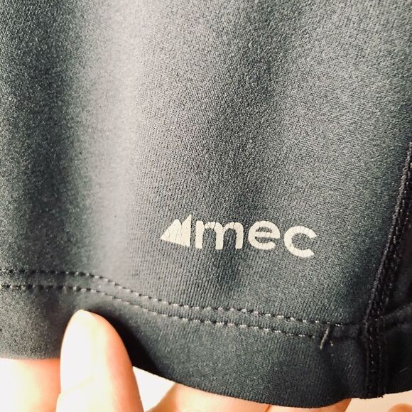 MEC Grey 1/2 Zip Long Sleeve Active Top Sz M - Picture 4 of 5